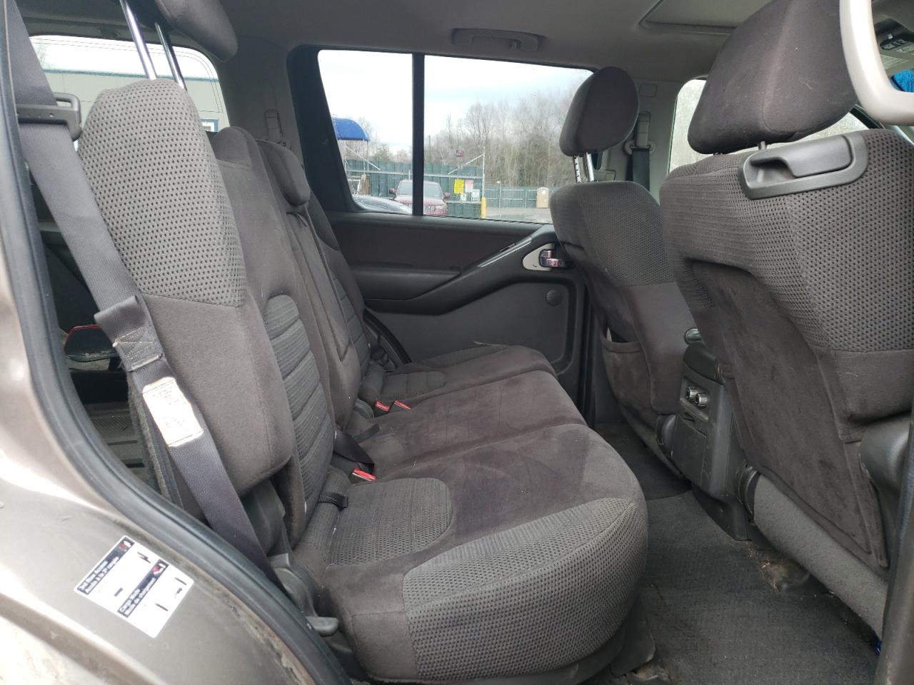 Photo 6 from auction – 2006 NISSAN PATHFINDER with VIN 5N1AR18WX6C655388