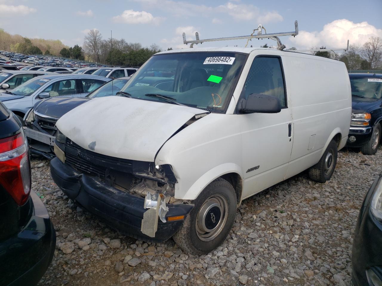 Photo 2 from auction – 1999 CHEVROLET ASTRO with VIN 1GCDM19W3XB117279
