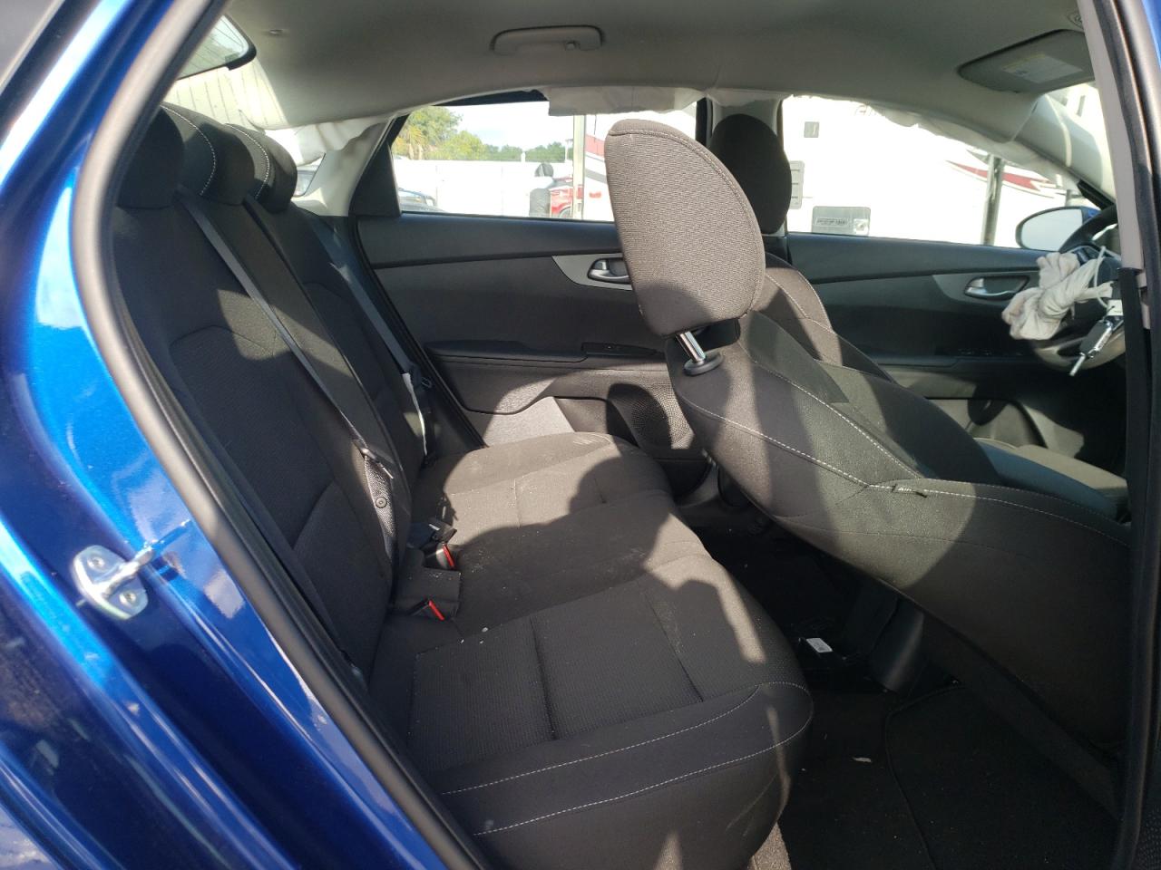 Photo 6 from auction – 2021 KIA FORTE FE with VIN 3KPF24AD3ME319709