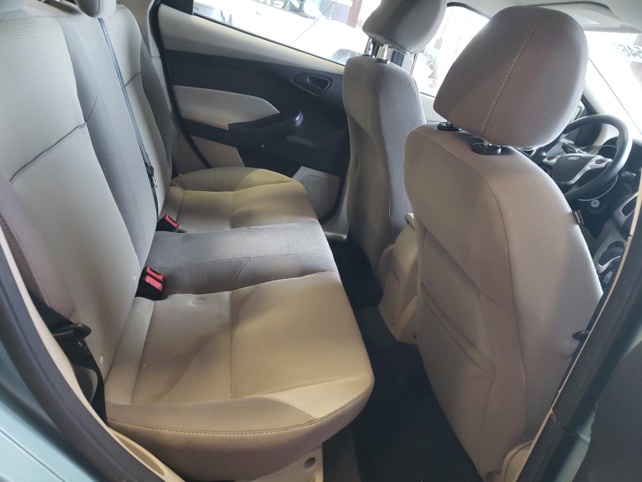 Photo 6 from auction – 2012 FORD FOCUS SE with VIN 1FAHP3F22CL456762