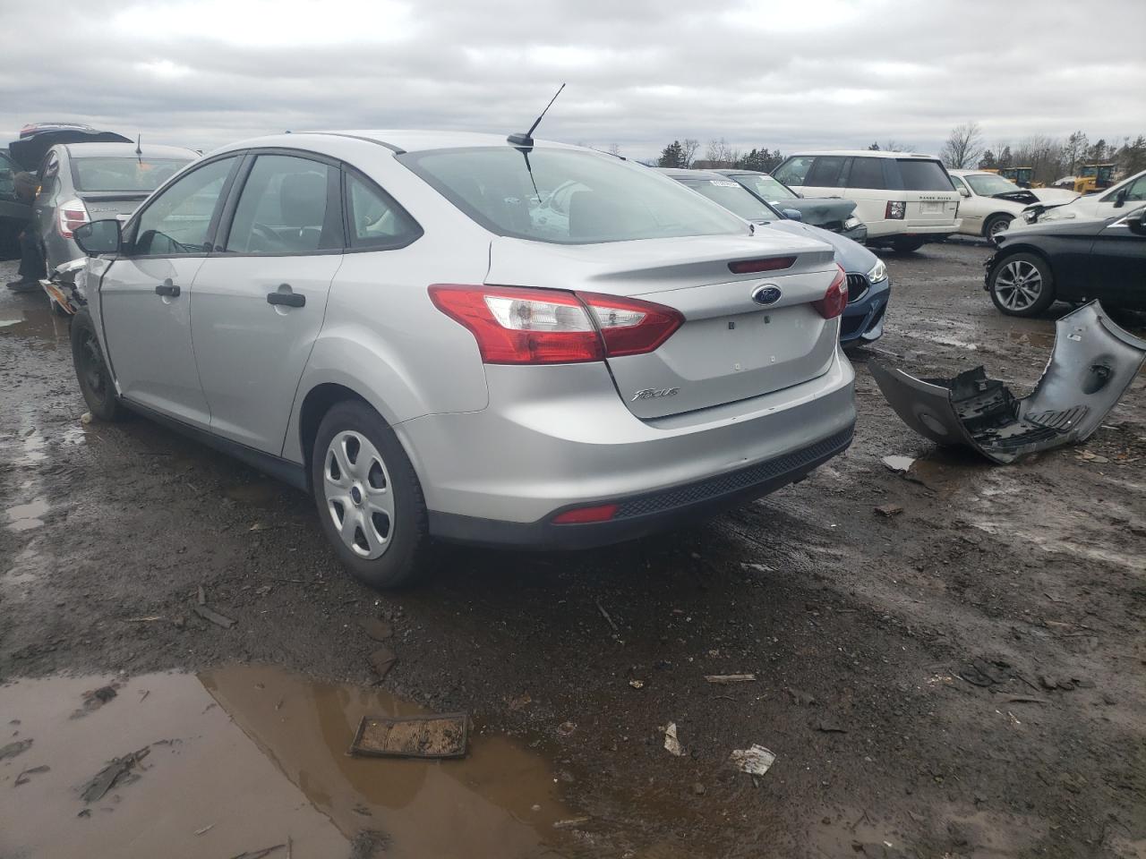 Photo 3 from auction – 2013 FORD FOCUS S with VIN 1FADP3E28DL154796