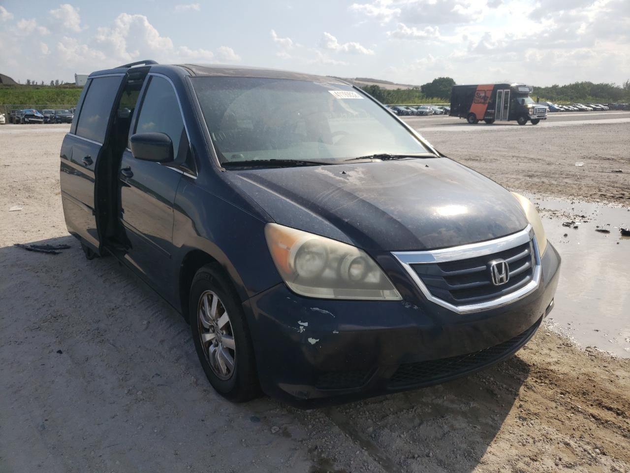 HONDA ODYSSEY EX 2010 with VIN 5FNRL3H60AB071288 - Photo from auction