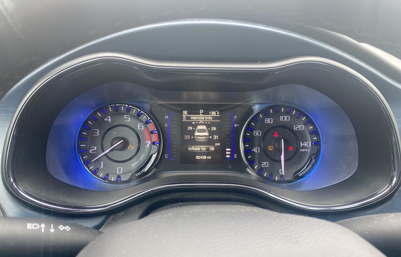 Photo 8 from auction – 2015 CHRYSLER 200 S with VIN 1C3CCCBBXFN619595