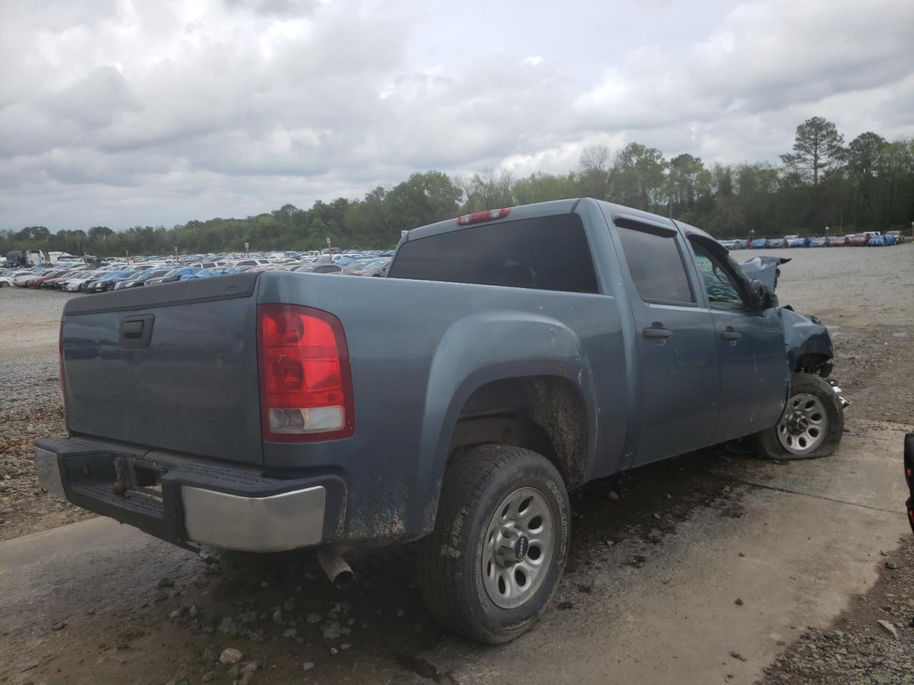 Photo 4 from auction – 2007 GMC NEW SIERRA with VIN 2GTEC13C671681076