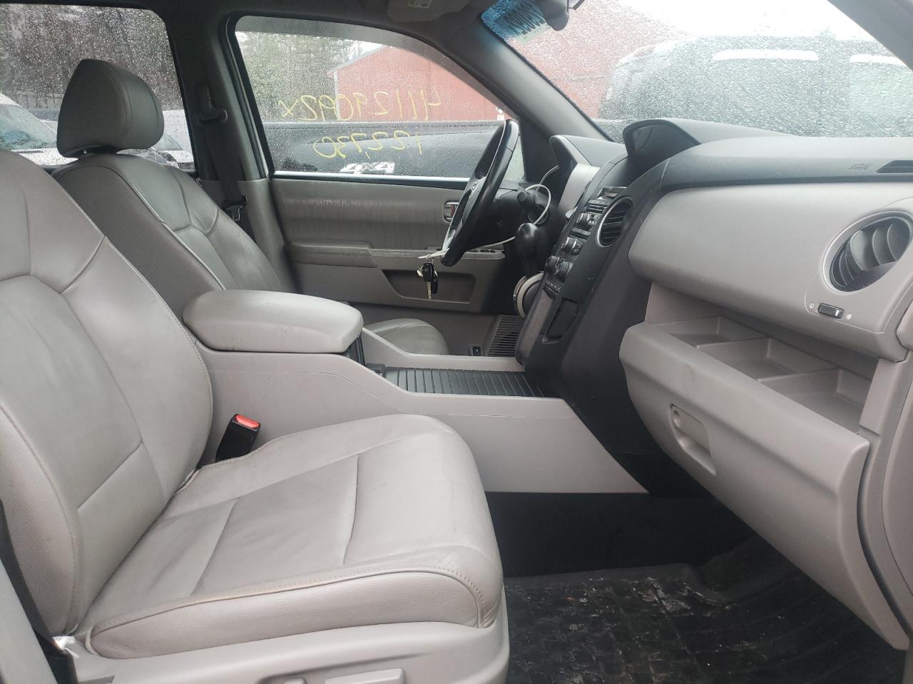 Photo 5 from auction – 2013 HONDA PILOT EXL with VIN 5FNYF4H52DB020640