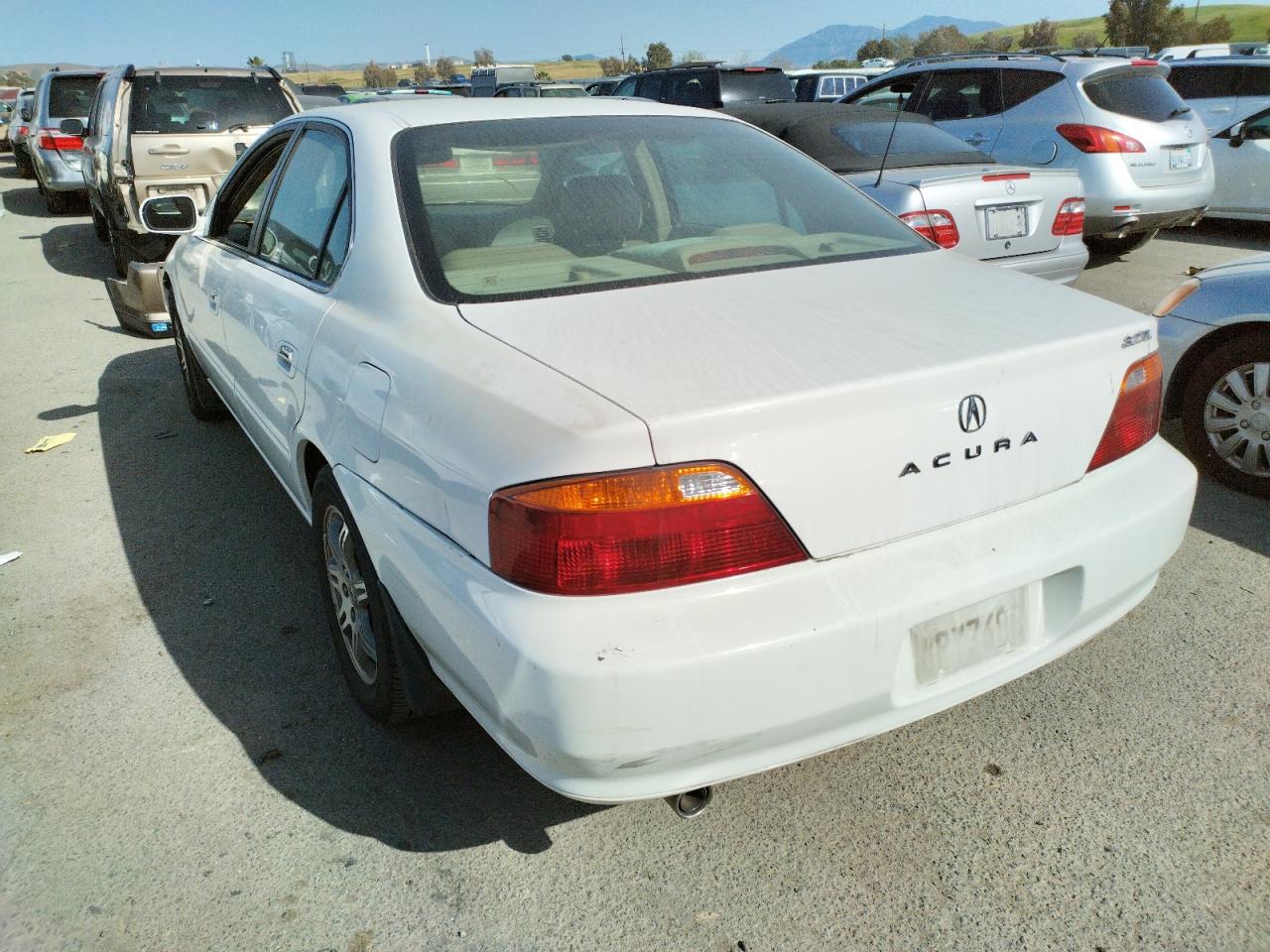 Photo 3 from auction – 2001 ACURA 3.2TL with VIN 19UUA56691A014628