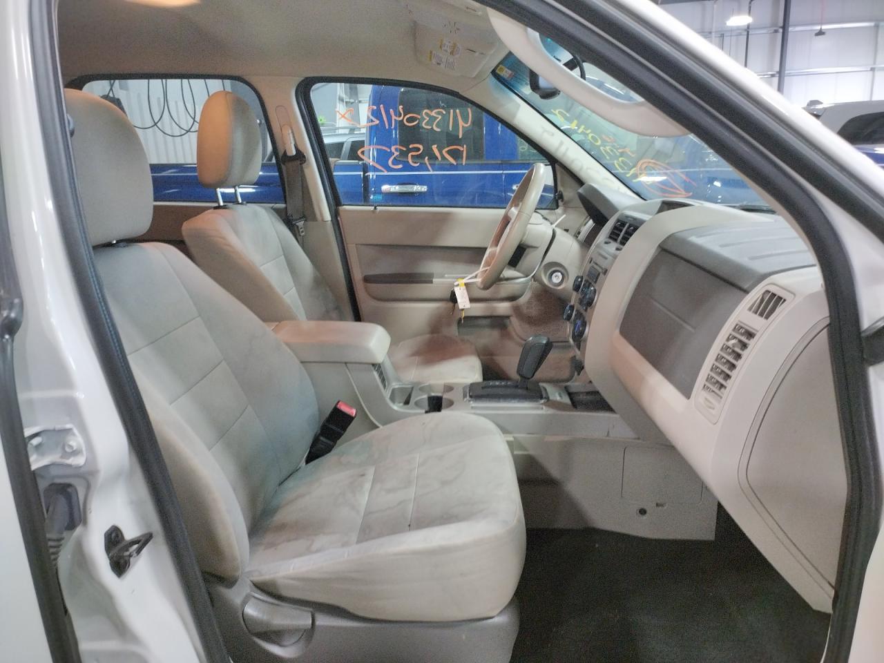 Photo 5 from auction – 2012 FORD ESCAPE XLT with VIN 1FMCU0D7XCKB04203