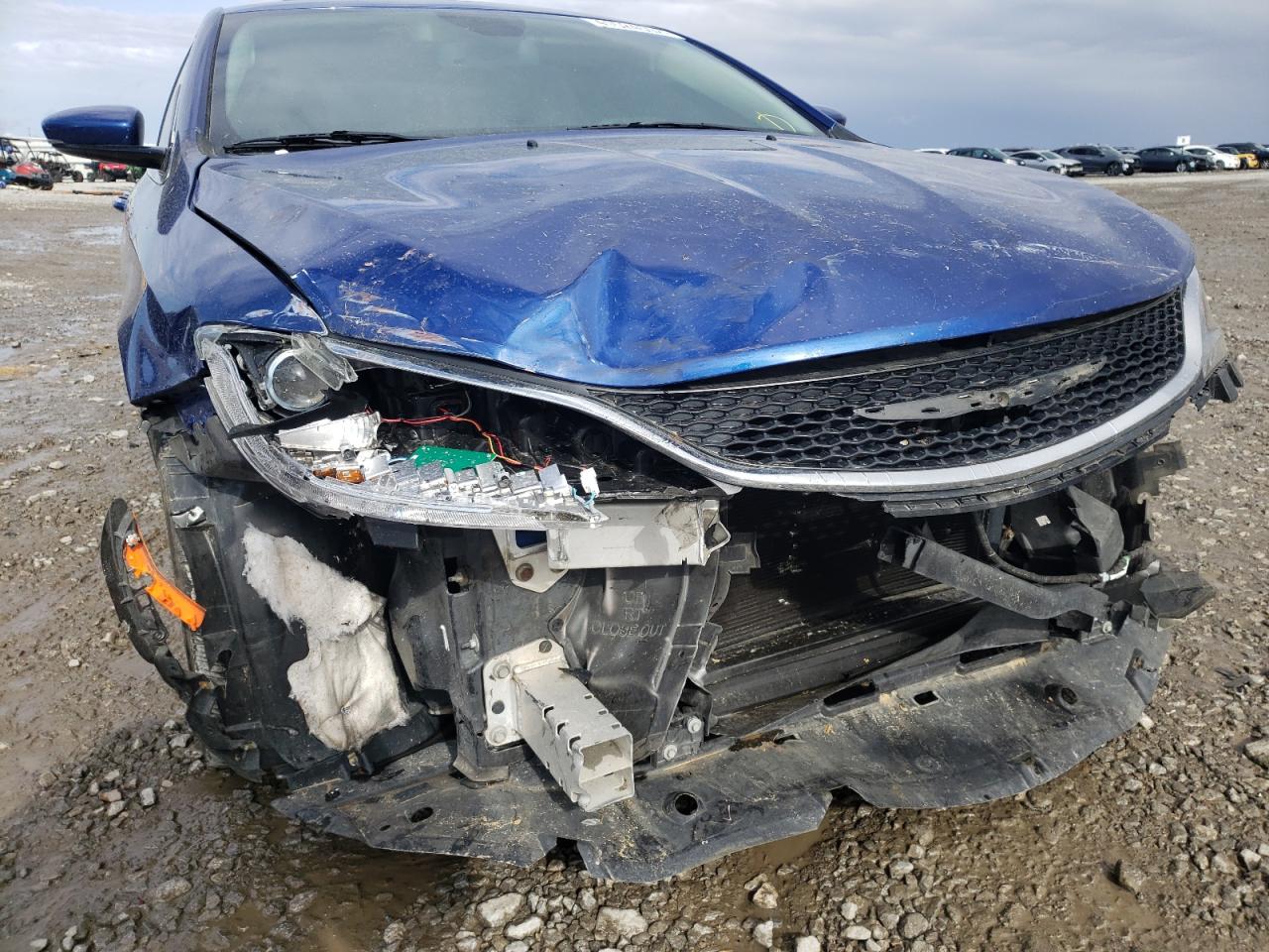 Photo 9 from auction – 2015 CHRYSLER 200 C with VIN 1C3CCCCB8FN561565