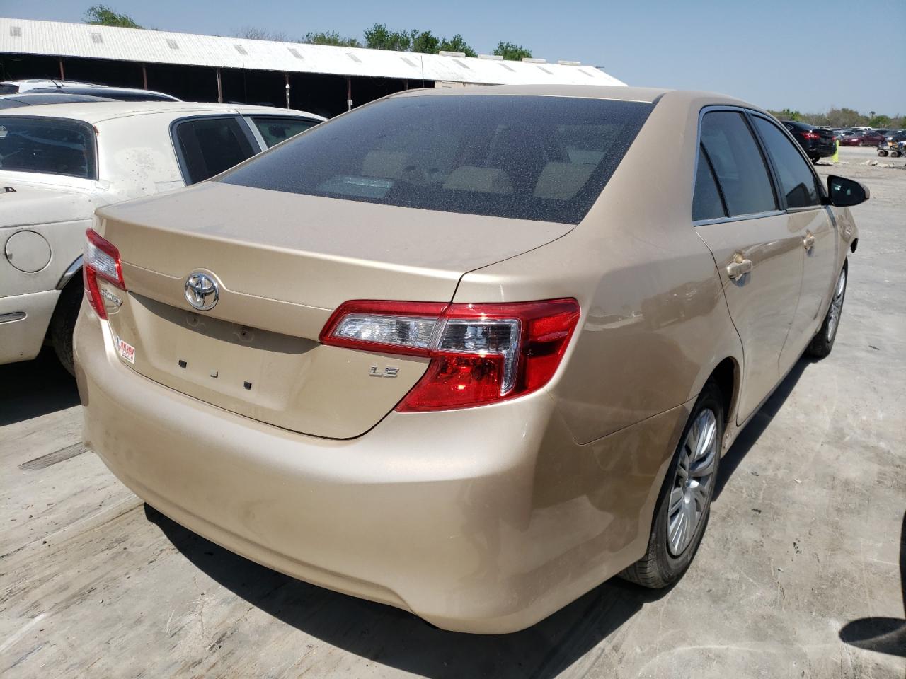 Photo 4 from auction – 2012 TOYOTA CAMRY BASE with VIN 4T1BF1FK1CU085073