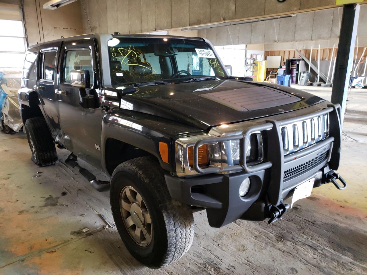 Photo 1 from auction – 2006 HUMMER H3 with VIN 5GTDN136868180582
