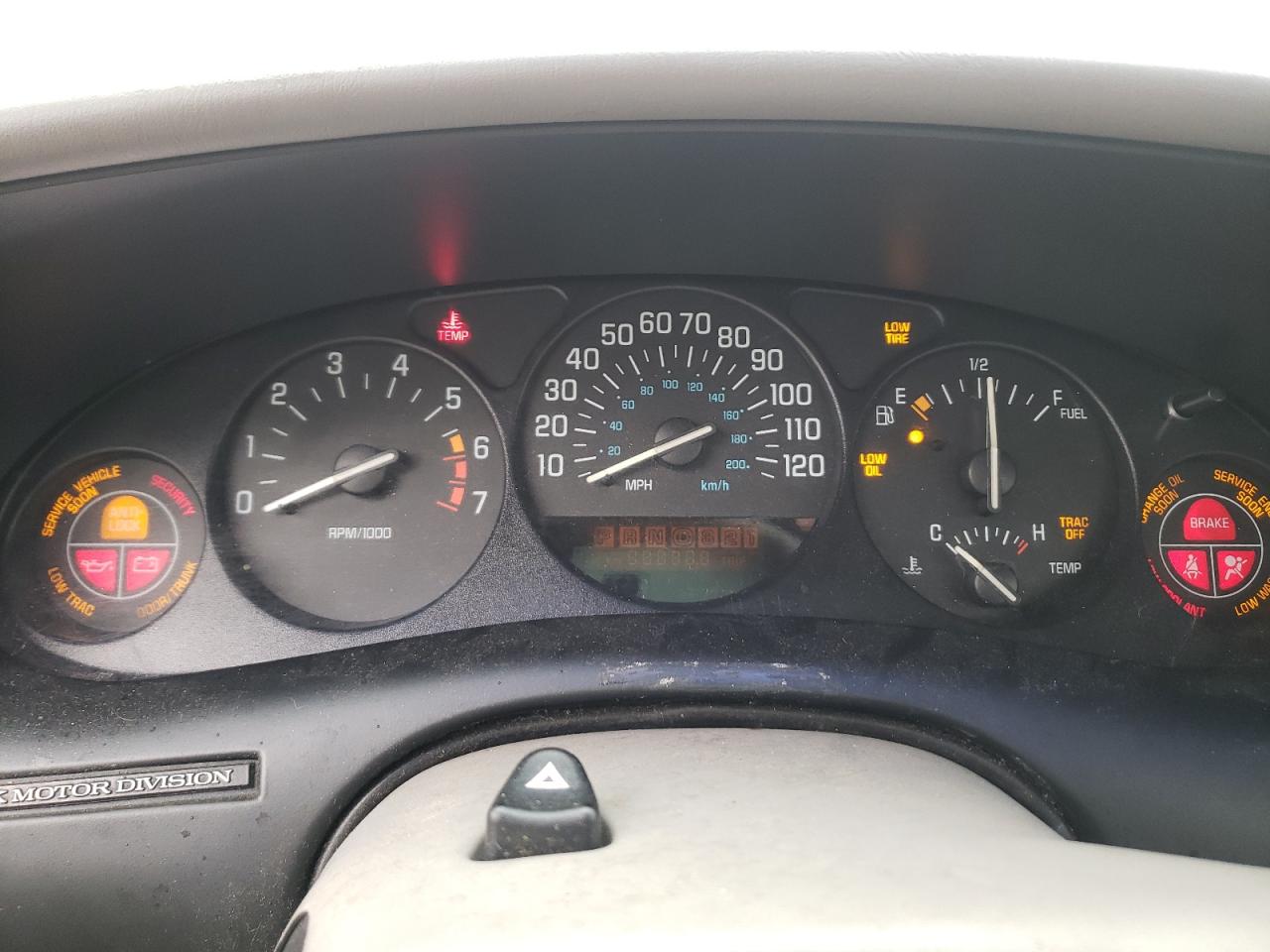 Photo 8 from auction – 2000 BUICK REGAL LS with VIN 2G4WB55K3Y1195499