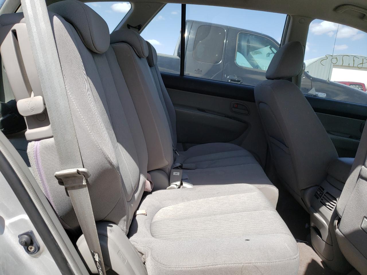 Photo 6 from auction – 2007 KIA RONDO BASE with VIN KNAFG525077036748