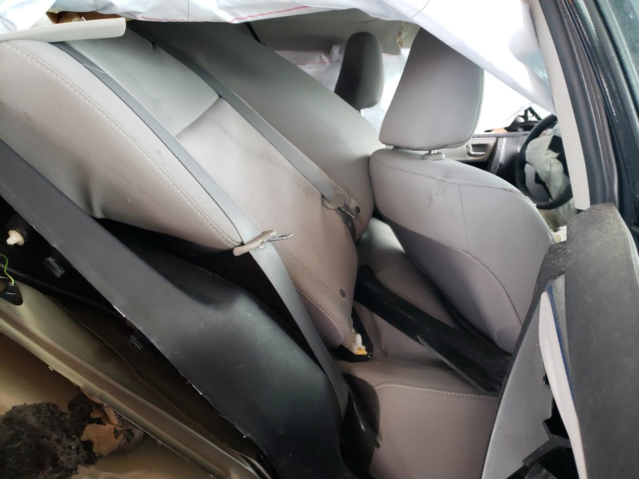 Photo 6 from auction – 2014 TOYOTA COROLLA L with VIN 2T1BURHE5EC016497