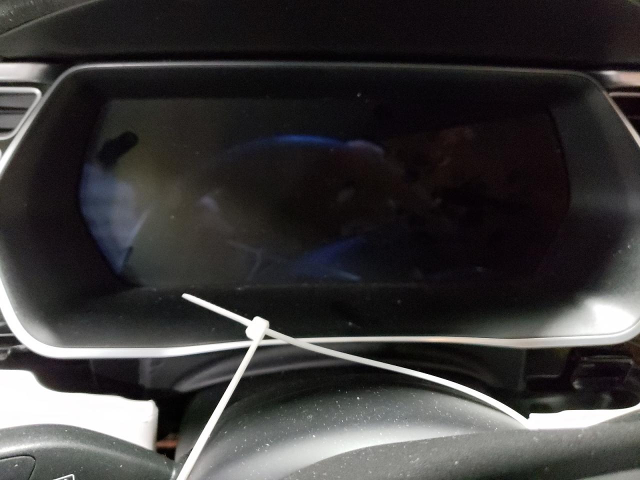 Photo 8 from auction – 2017 TESLA MODEL S with VIN 5YJSA1E45HF200473