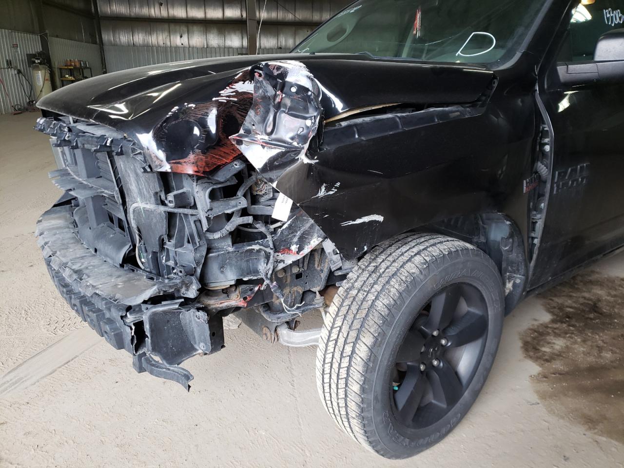 Photo 9 from auction – 2015 RAM 1500 ST with VIN 3C6RR7KT3FG676242