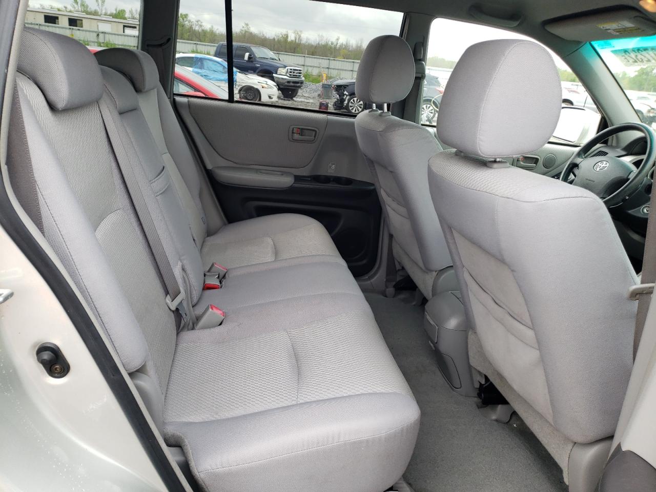 Photo 6 from auction – 2004 TOYOTA HIGHLANDER with VIN JTEGP21A740021507