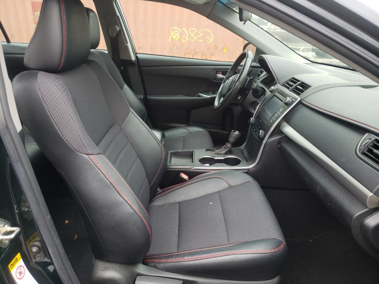 Photo 5 from auction – 2016 TOYOTA CAMRY LE with VIN 4T1BF1FK0GU249564