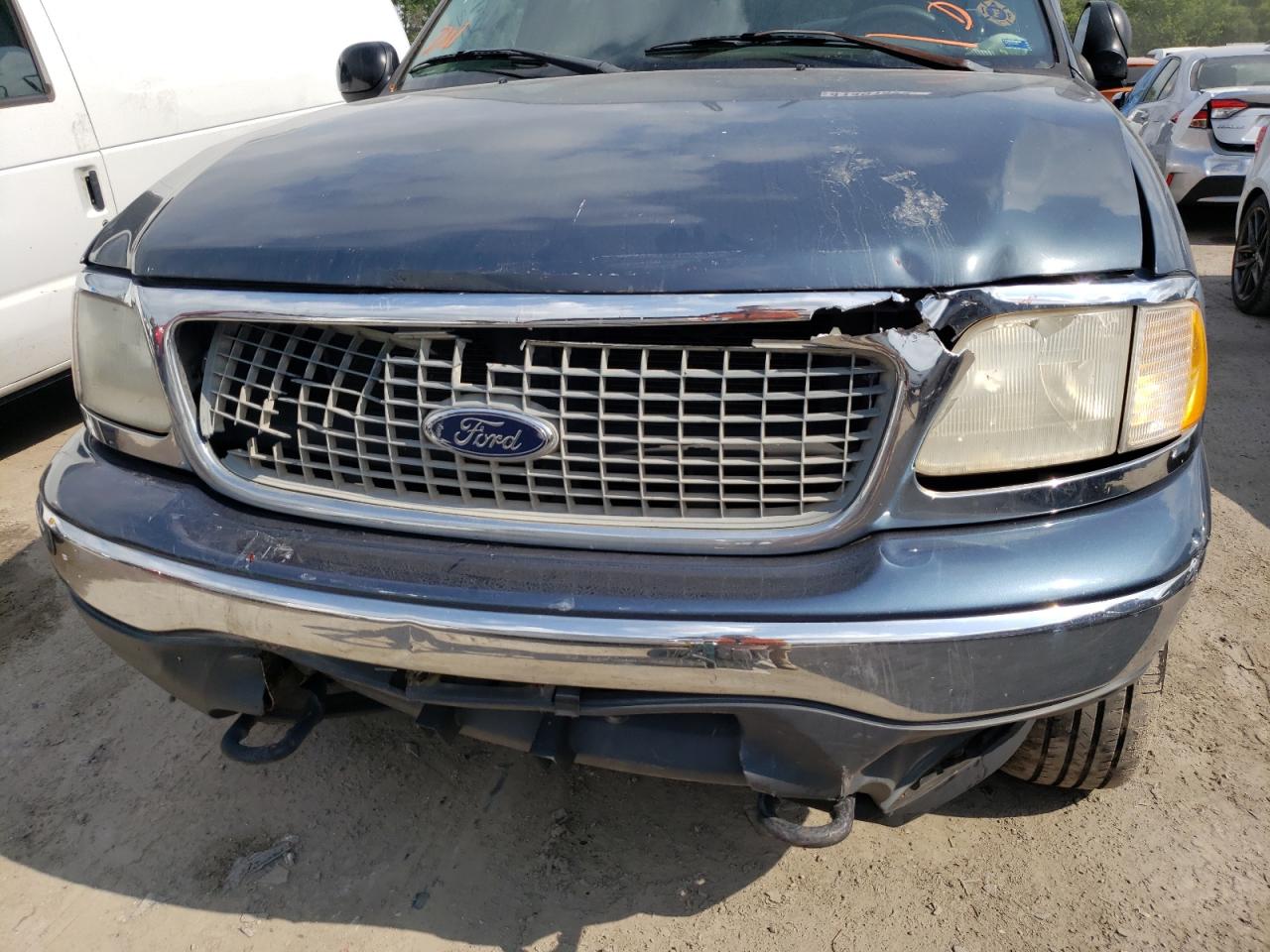 Photo 9 from auction – 2001 FORD EXPEDITION with VIN 1FMRU16W31LA05640