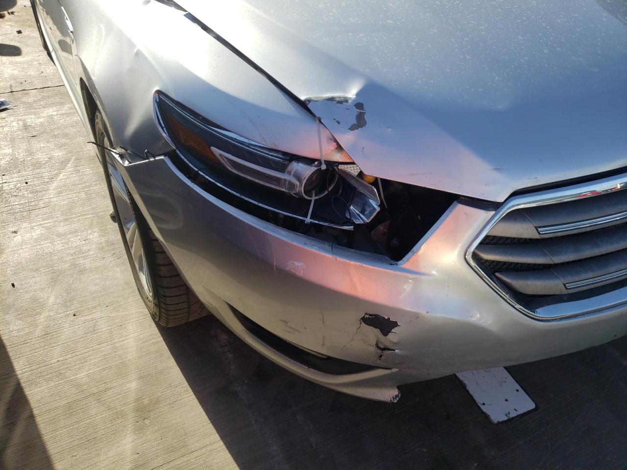 Photo 9 from auction – 2016 FORD TAURUS SEL with VIN 1FAHP2E86GG126895