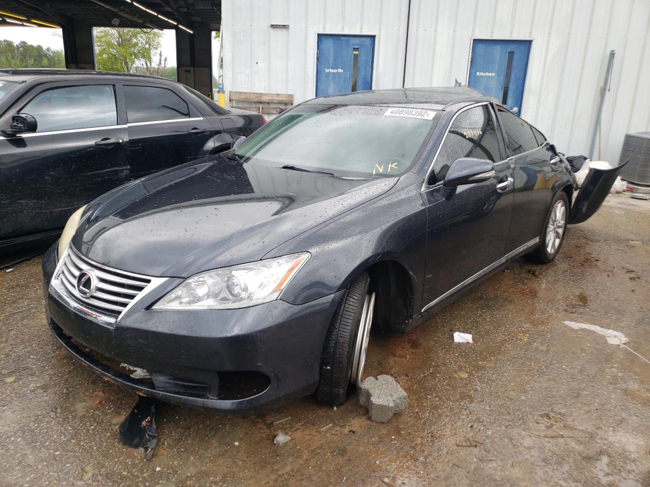 Photo 2 from auction – 2010 LEXUS ES 350 with VIN JTHBK1EG6A2374454