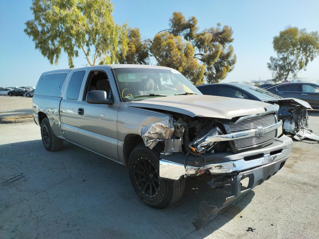 CHEVROLET SILVERADO 2004 with VIN 1GCEC19T14Z198542 - Photo from auction