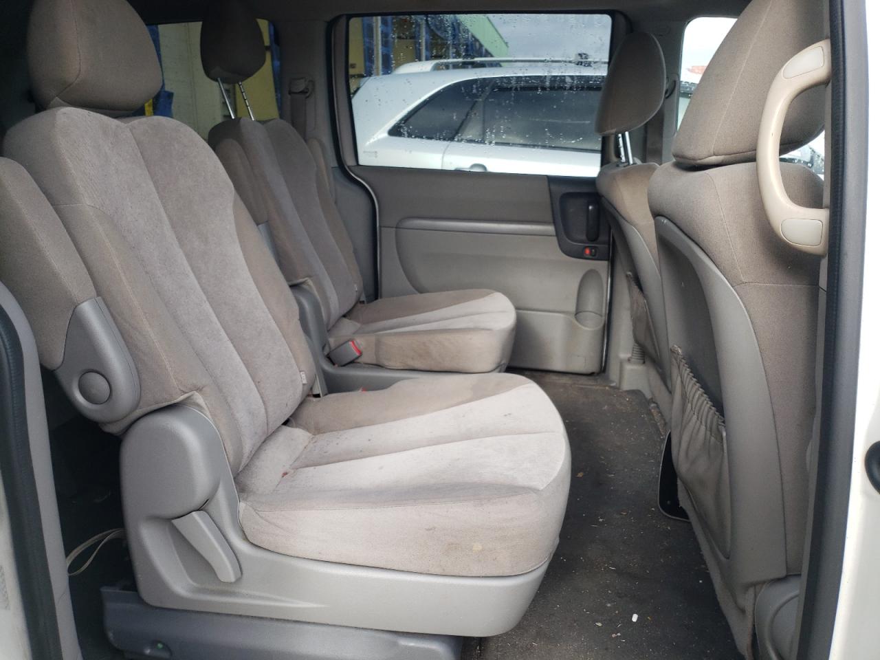 Photo 6 from auction – 2014 KIA SEDONA LX with VIN KNDMG4C73E6574495
