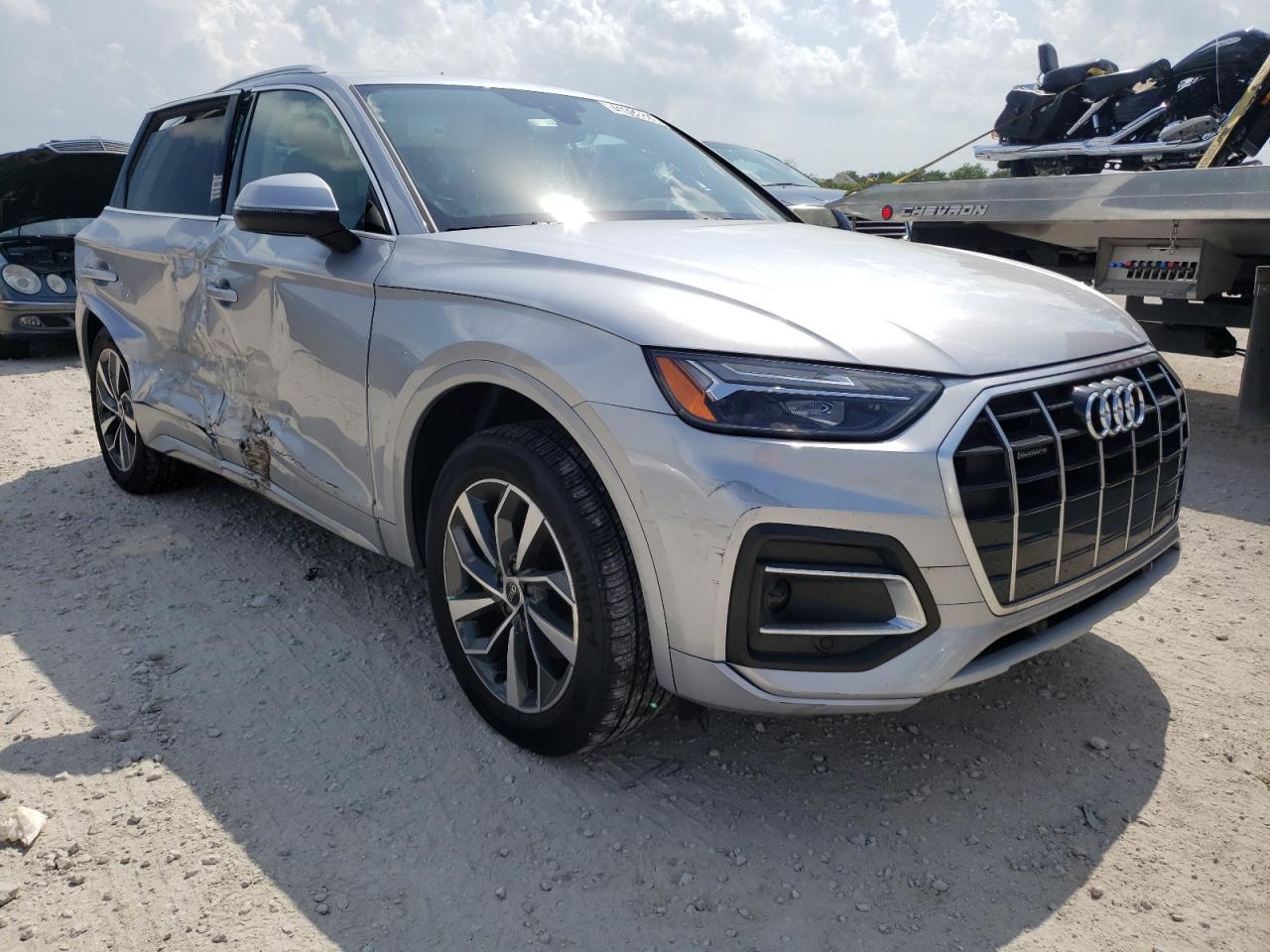 AUDI Q5 PREMIUM 2021 with VIN WA1AAAFY0M2073992 - Photo from auction