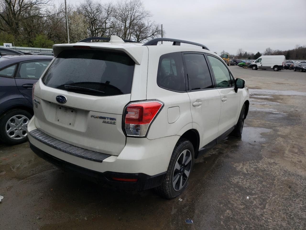 Photo 4 from auction – 2017 SUBARU FORESTER 2 with VIN JF2SJAEC5HH567849