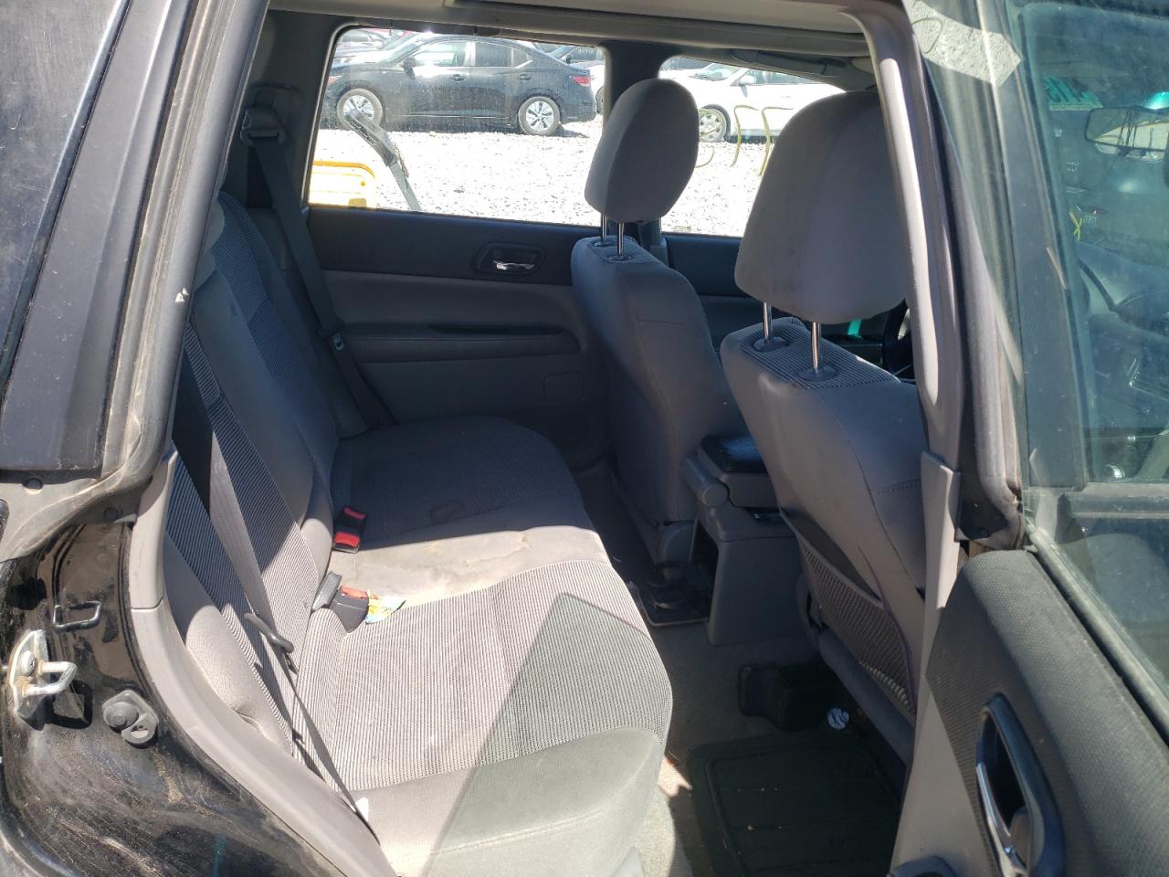 Photo 6 from auction – 2004 SUBARU FORESTER with VIN JF1SG65647H744402