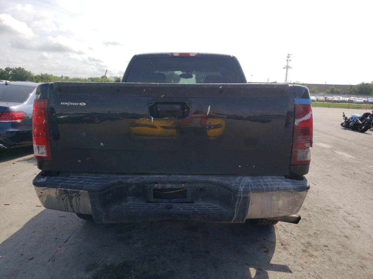 Photo 9 from auction – 2009 GMC SIERRA C15 with VIN 2GTEC19C791136479