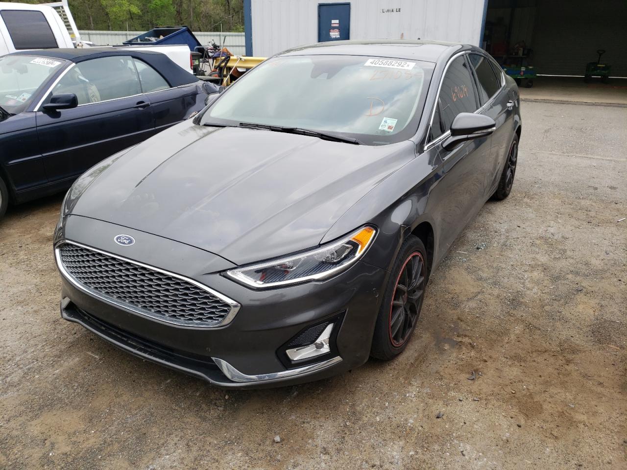 Photo 2 from auction – 2019 FORD FUSION TIT with VIN 3FA6P0K92KR271085
