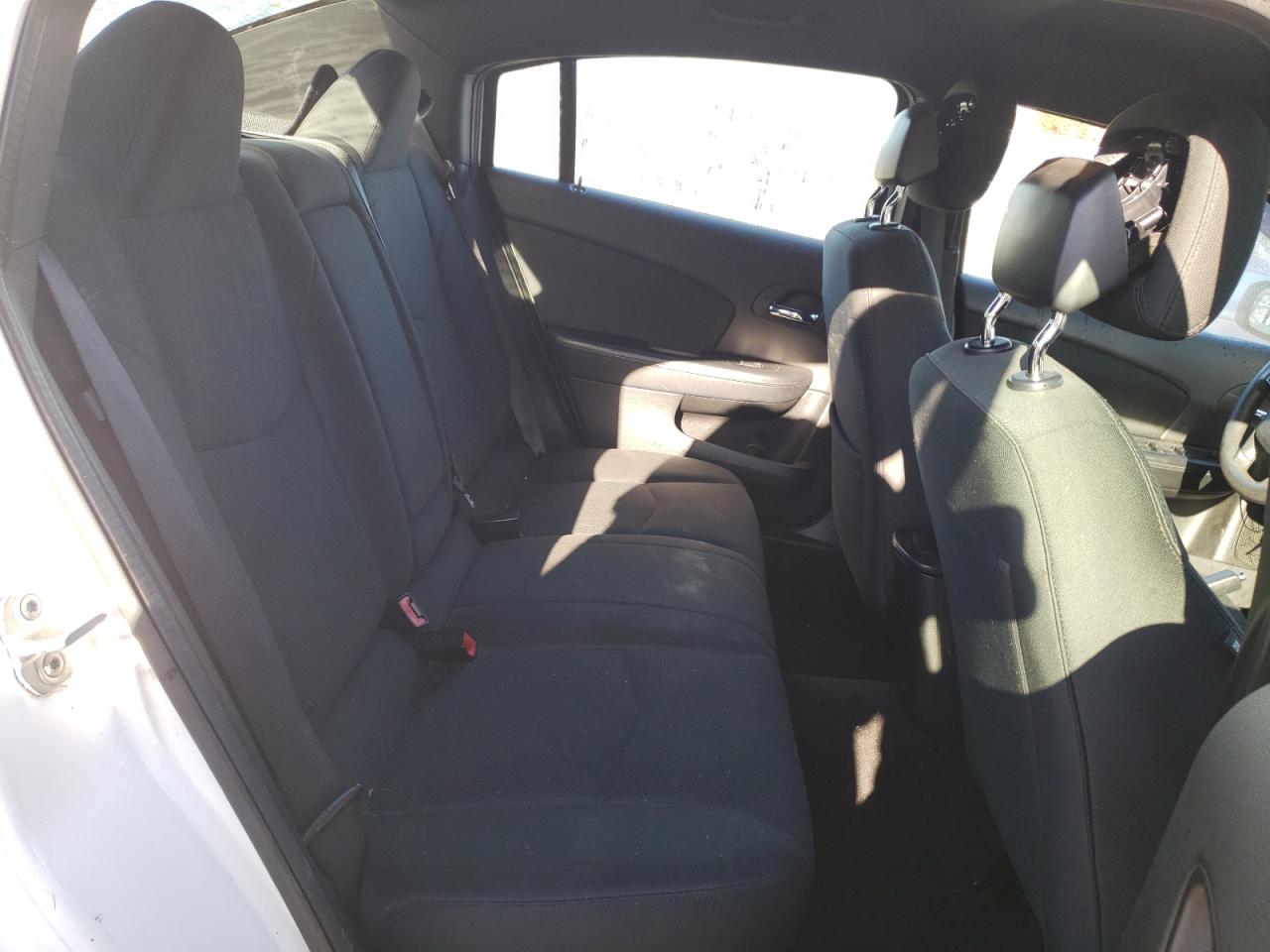 Photo 6 from auction – 2012 CHRYSLER 200 LX with VIN 1C3CCBAB7CN114105