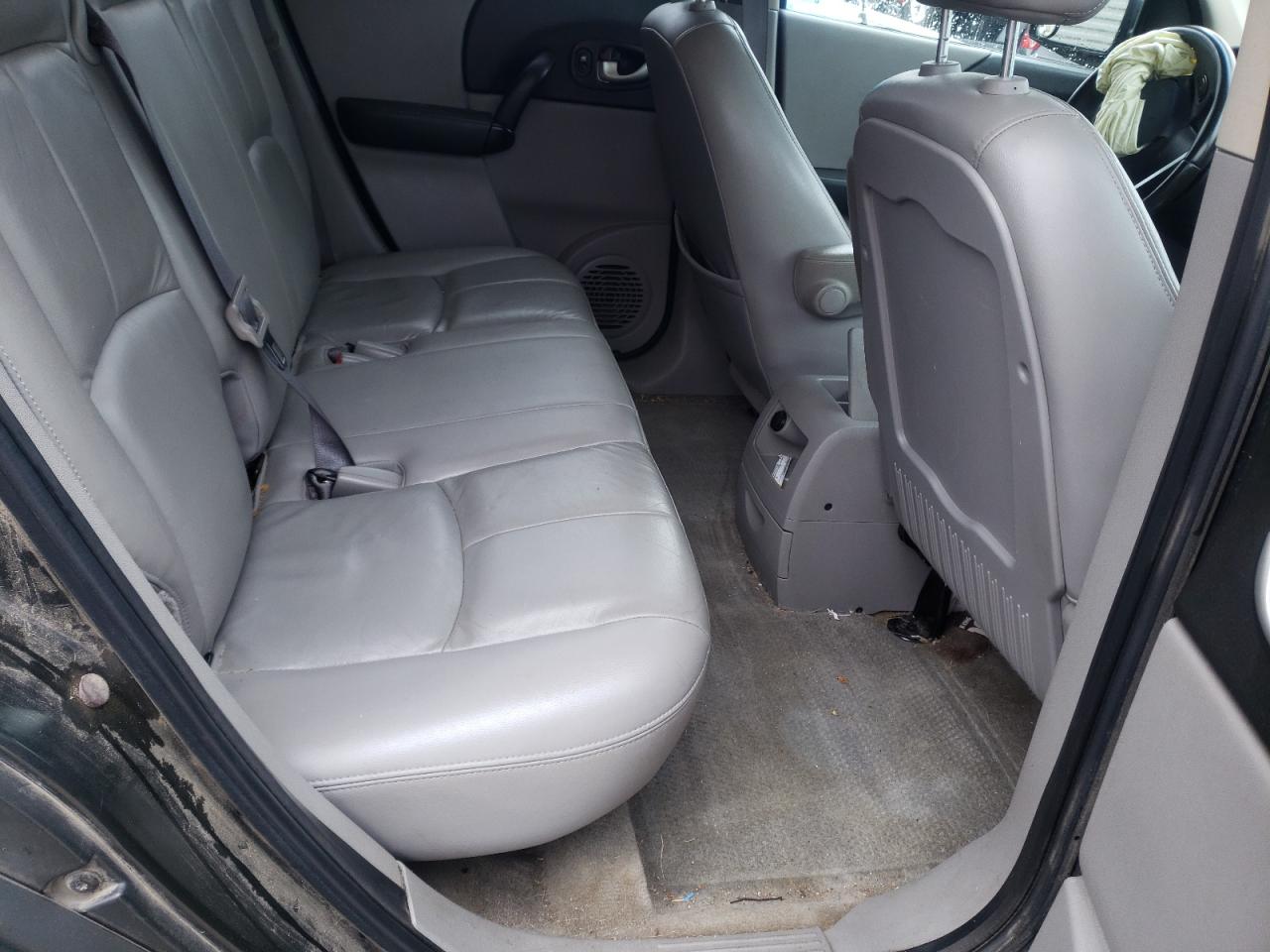 Photo 6 from auction – 2005 SATURN VUE with VIN 5GZCZ33D15S856193