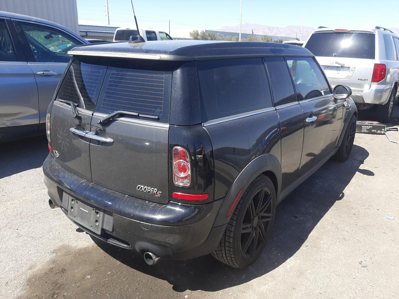 صورة رقم 4 من المزاد - 2011 MINI COOPER S C مع VIN WMWZG3C59BTY35184
