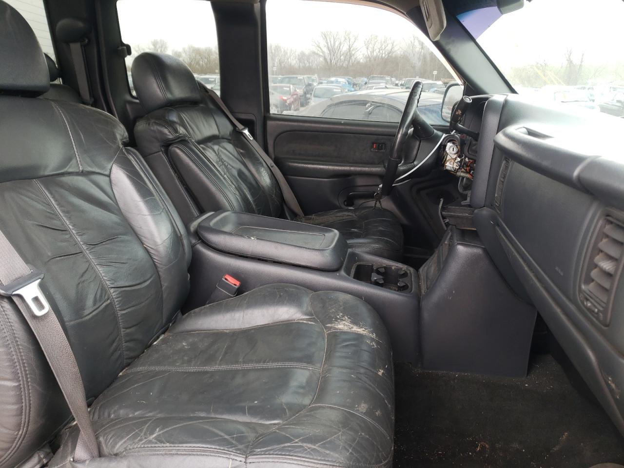 Photo 5 from auction – 2001 CHEVROLET SILVERADO with VIN 1GCHK29G41E289025