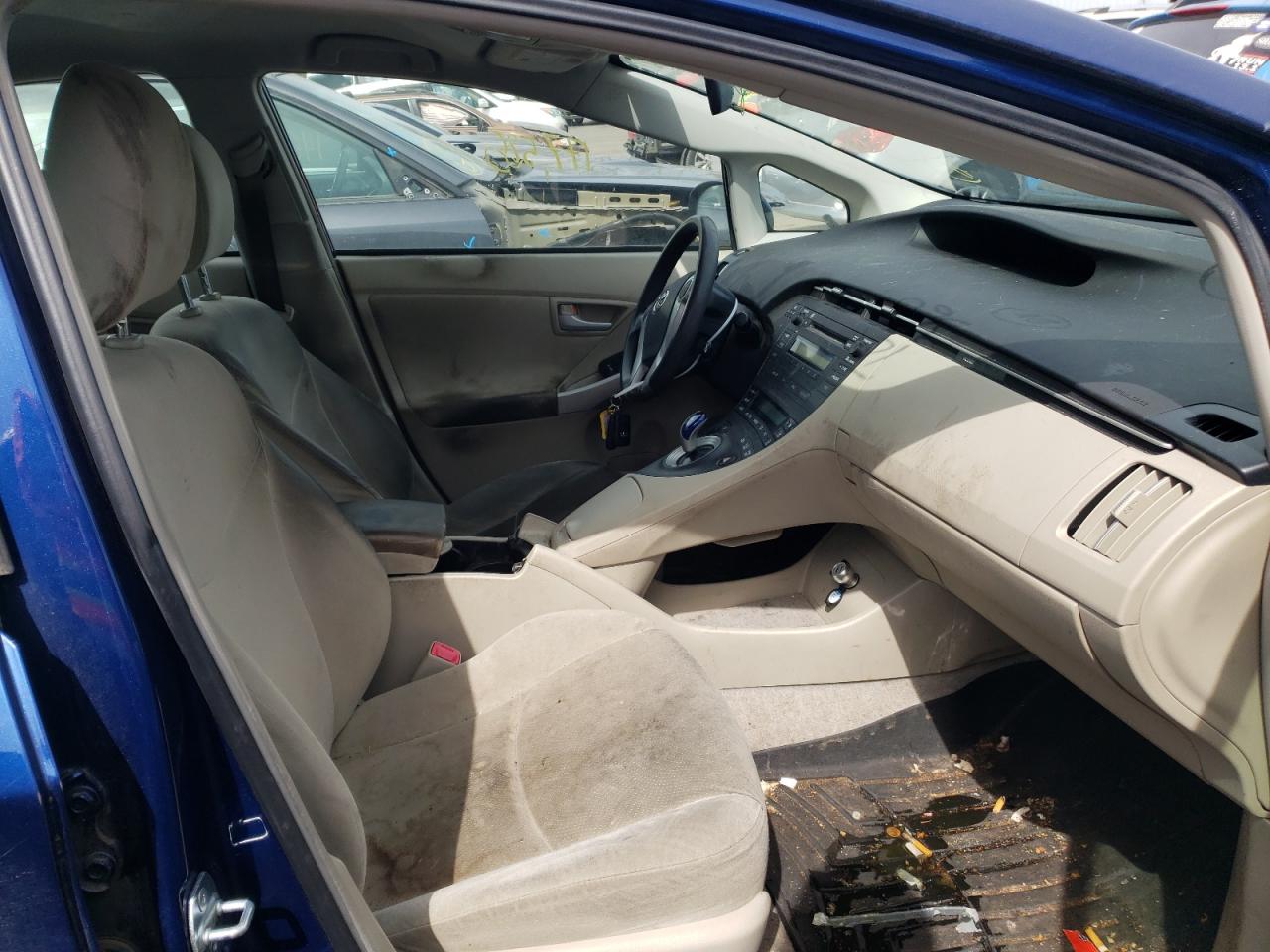 Photo 5 from auction – 2011 TOYOTA PRIUS with VIN JTDKN3DU5B1475679