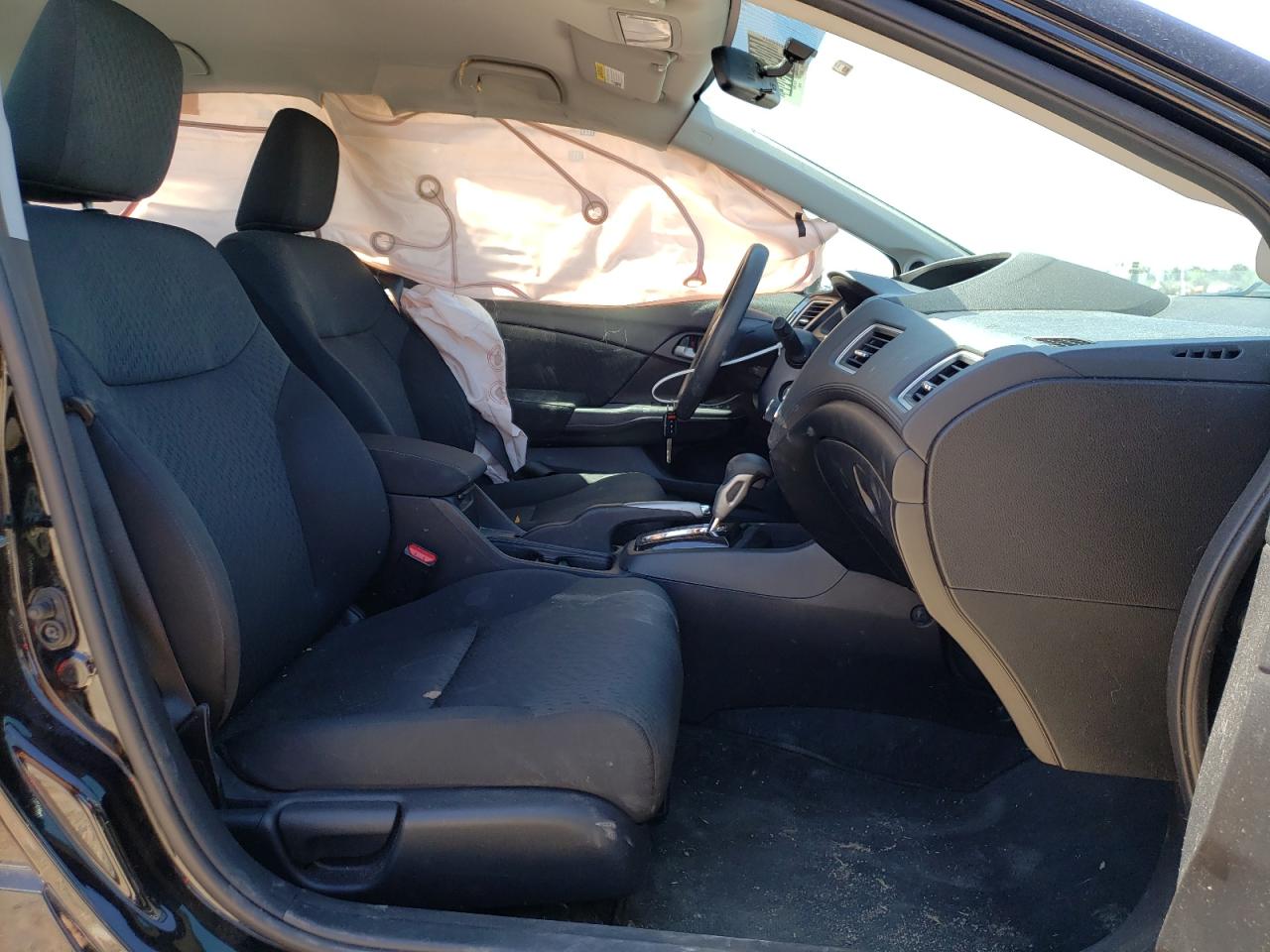 Photo 5 from auction – 2015 HONDA CIVIC SE with VIN 19XFB2F76FE257376