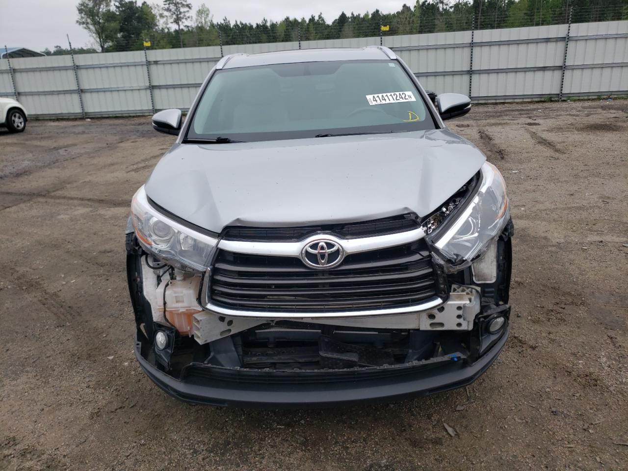 Photo 9 from auction – 2016 TOYOTA HIGHLANDER with VIN 5TDKKRFH5GS501218