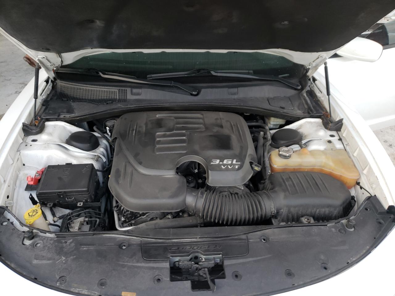 Photo 7 from auction – 2015 DODGE CHARGER SE with VIN 2C3CDXBG5FH737630