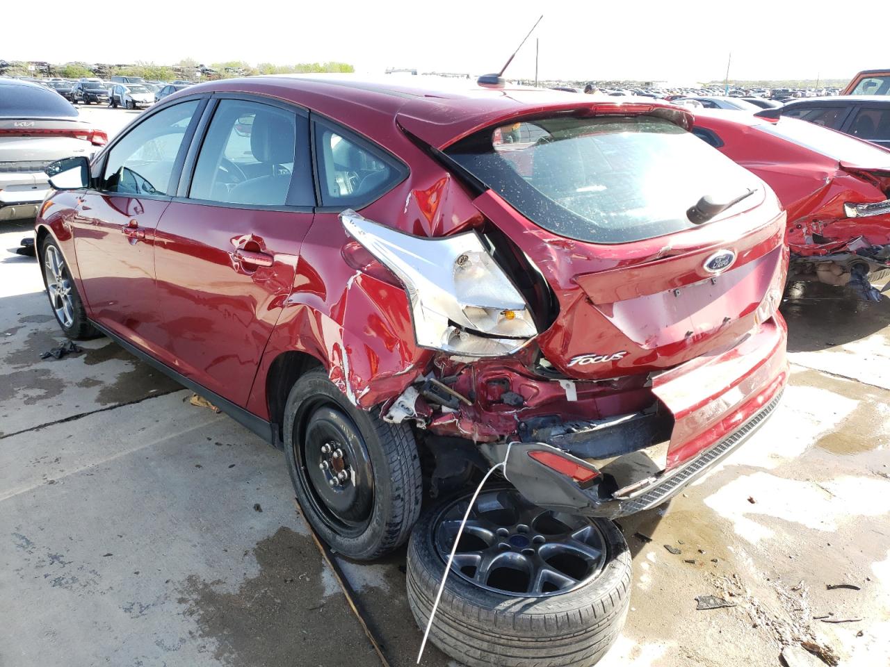 Photo 3 from auction – 2014 FORD FOCUS SE with VIN 1FADP3K22EL326441