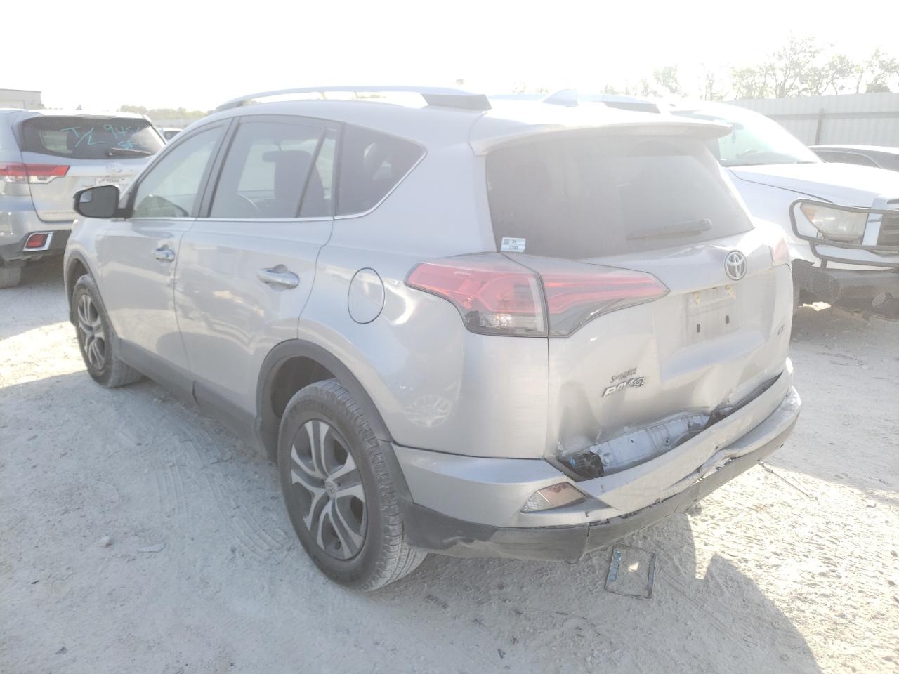 Photo 3 from auction – 2016 TOYOTA RAV4 LE with VIN 2T3ZFREV6GW296520