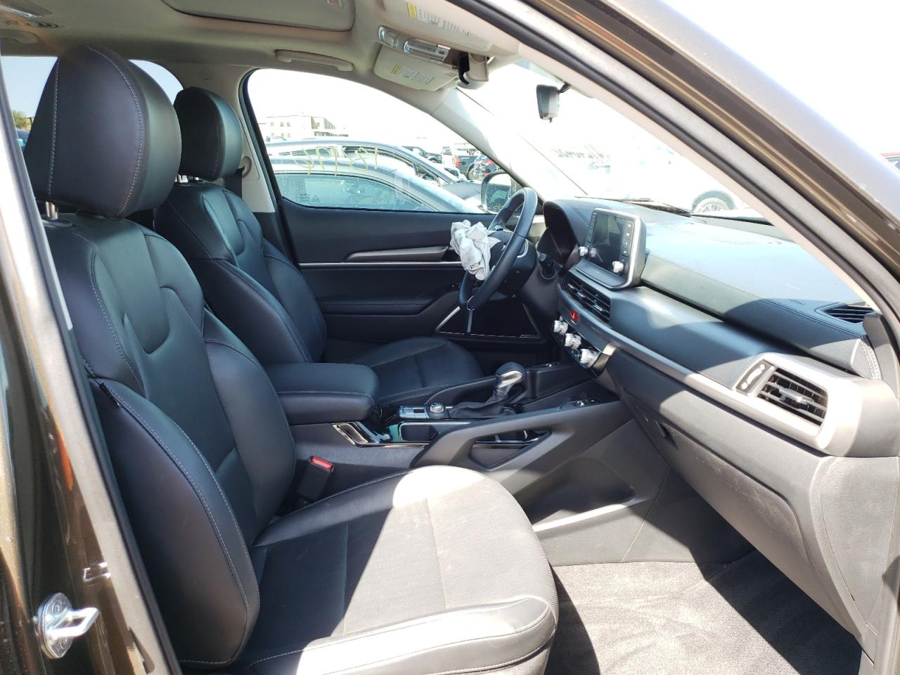 Photo 5 from auction – 2021 KIA TELLURIDE with VIN 5XYP64HC8MG178435