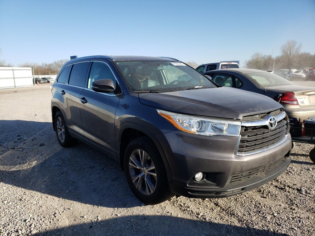 TOYOTA HIGHLANDER 2014 with VIN 5TDJKRFH6ES058392 - Photo from auction