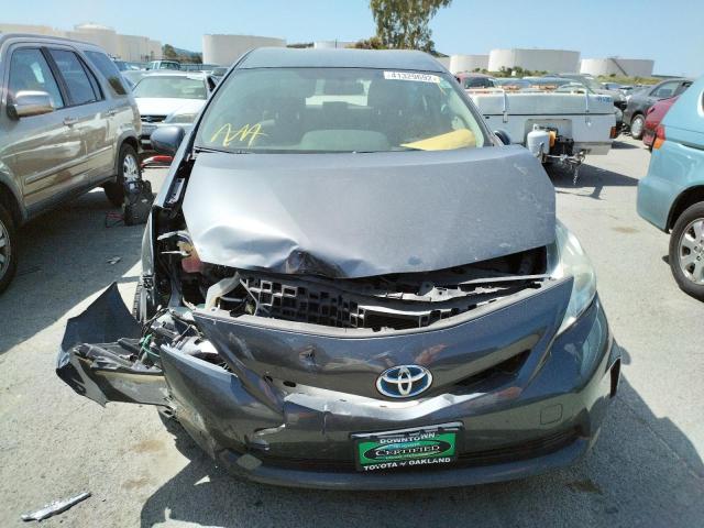 Photo 9 from auction – 2013 TOYOTA PRIUS V with VIN JTDZN3EU7D3196786