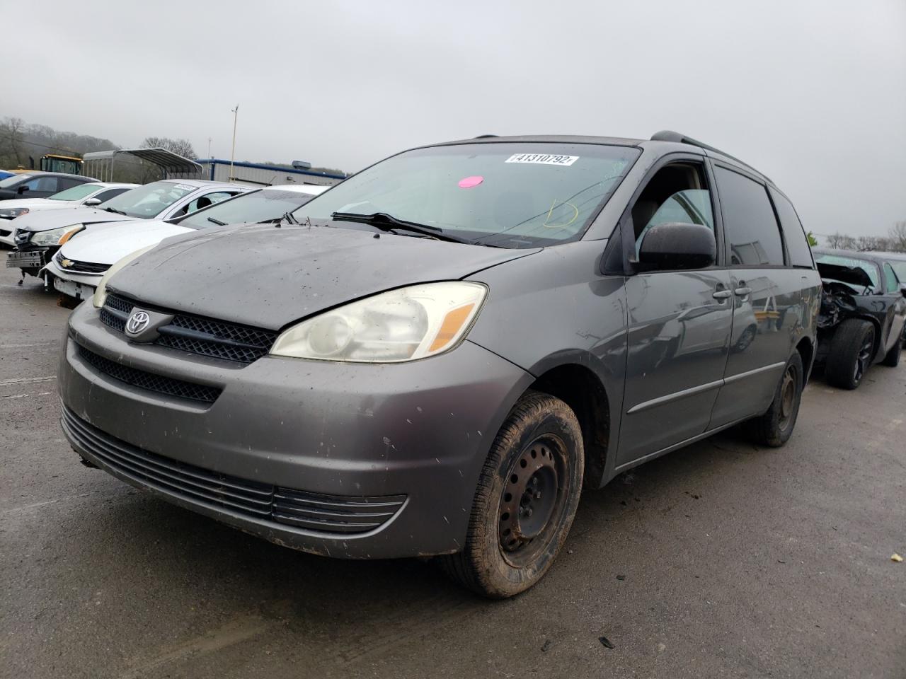 Photo 2 from auction – 2004 TOYOTA SIENNA CE with VIN 5TDZA23CX4S209044