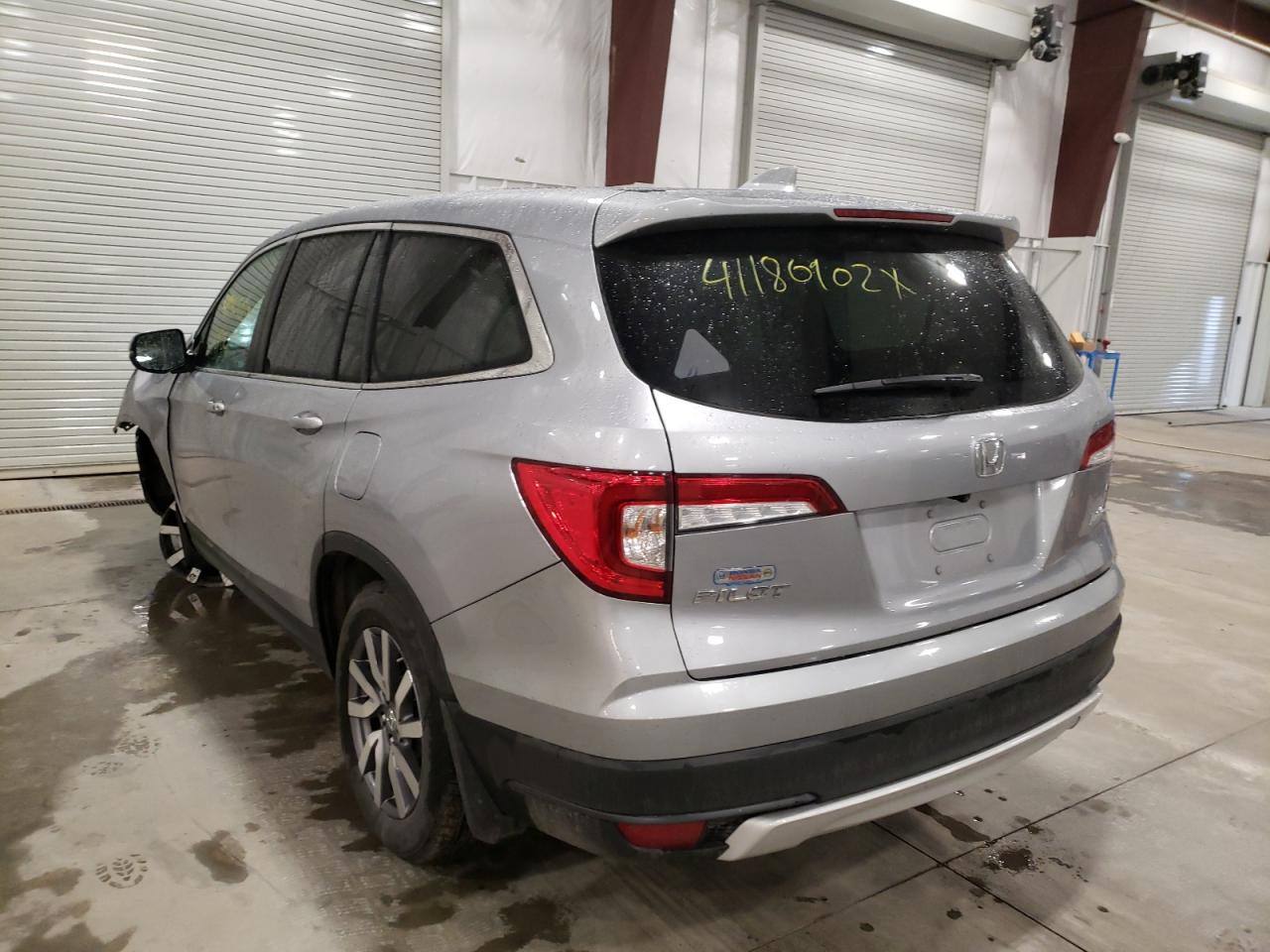 Photo 3 from auction – 2020 HONDA PILOT EXL with VIN 5FNYF6H54LB044366
