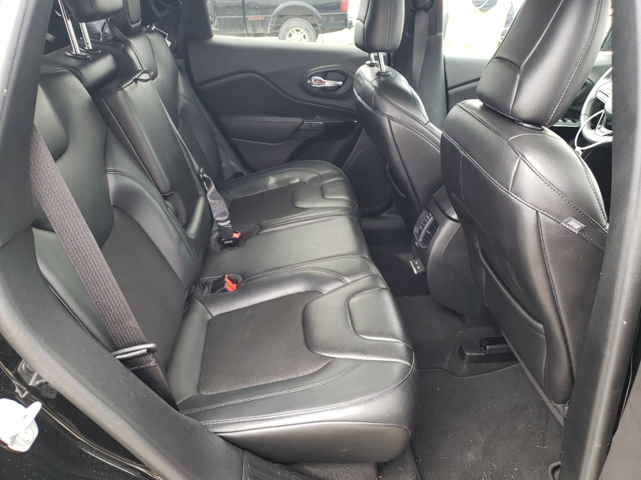Photo 6 from auction – 2019 JEEP CHEROKEE L with VIN 1C4PJMLN3KD488124