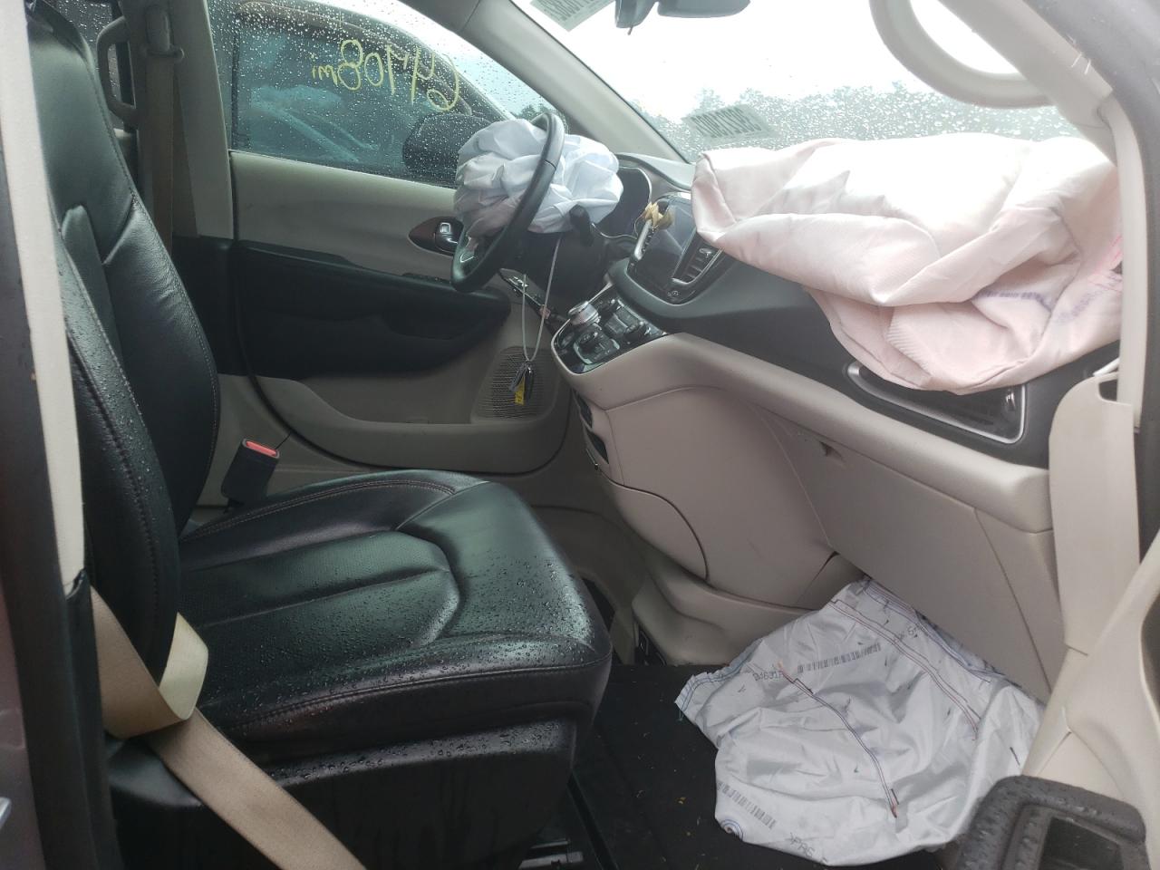 Foto 5 de la subasta – 2018 CHRYSLER PACIFICA T con VIN 2C4RC1BG6JR212519