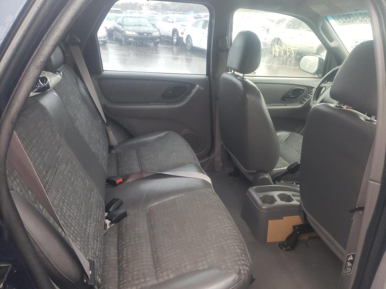 Photo 6 from auction – 2002 FORD ESCAPE with VIN 1FMYU02192KA39248