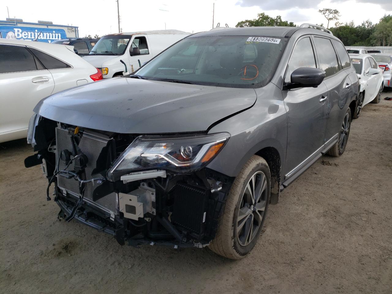 Photo 2 from auction – 2020 NISSAN PATHFINDER with VIN 5N1DR2DN7LC578992